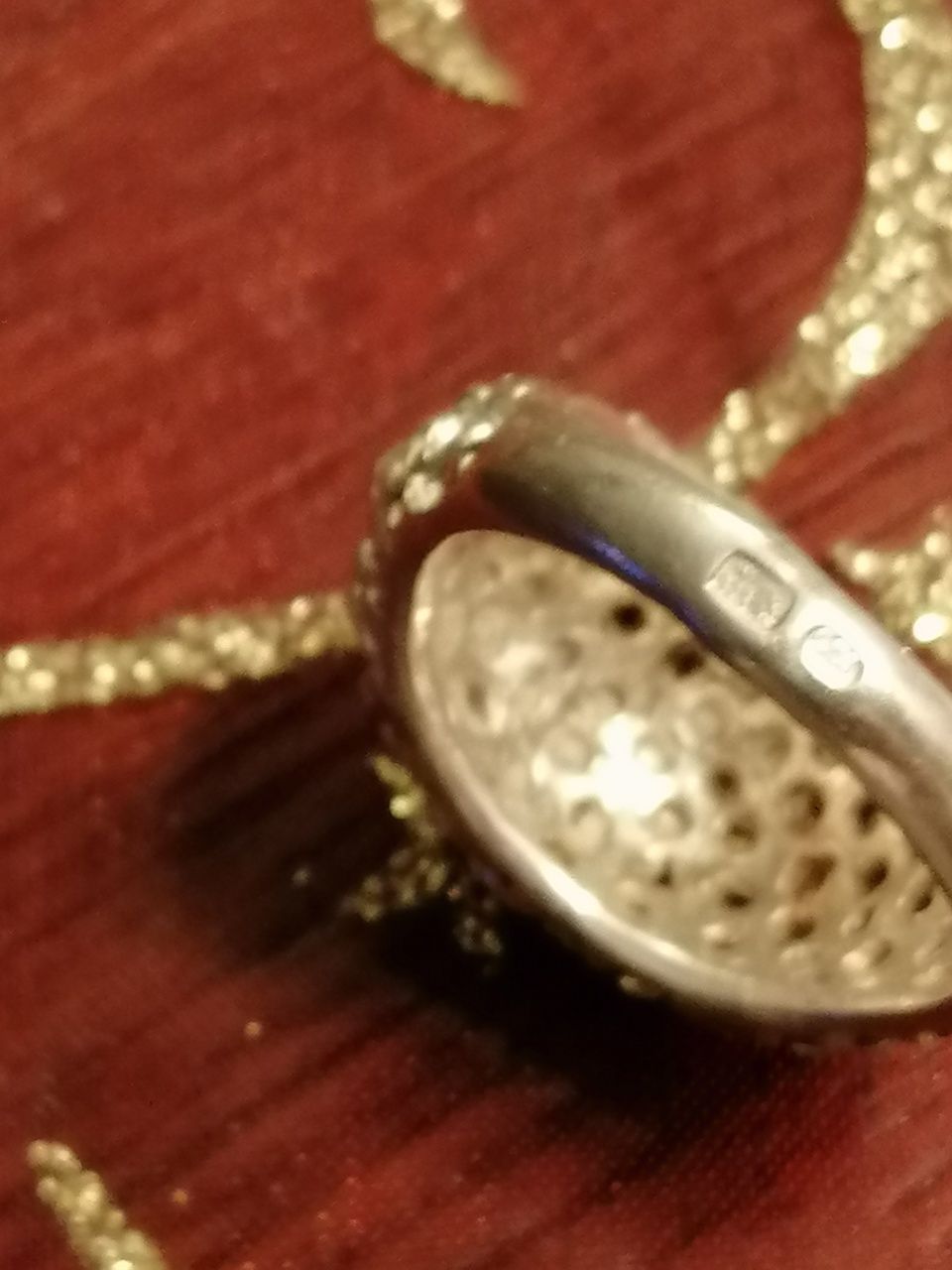 Pierścionek srebro 925( z kryształami)