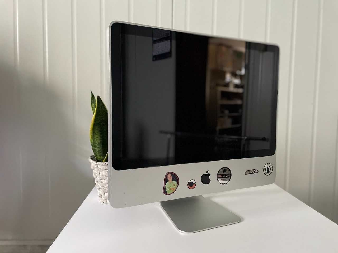 Komputer Apple iMac 20" połowa 2009 r. 2,26 GHz Intel Core 2 Duo 2 GB