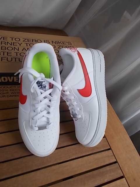 (r. 39- 24,5 cm) Nike Air Force 1 GS Low Red White DM1086,-101