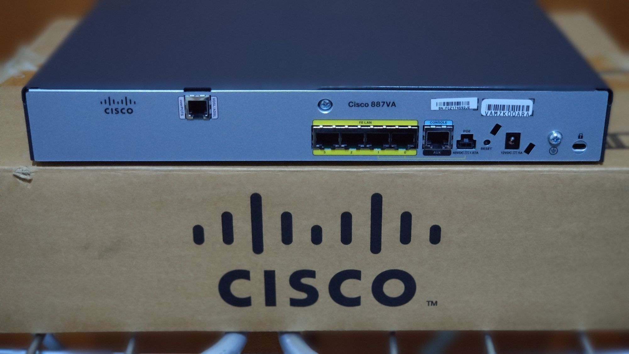 Router Cisco 887VA-K9 (novo)