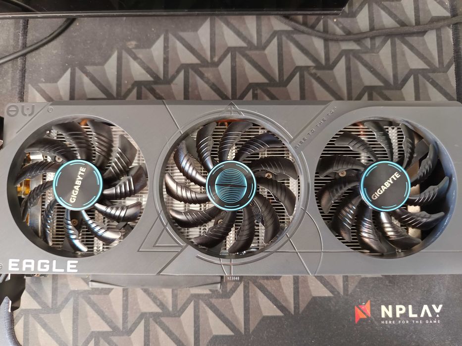 gigabyte rtx 4060 eagle oc 8G usada