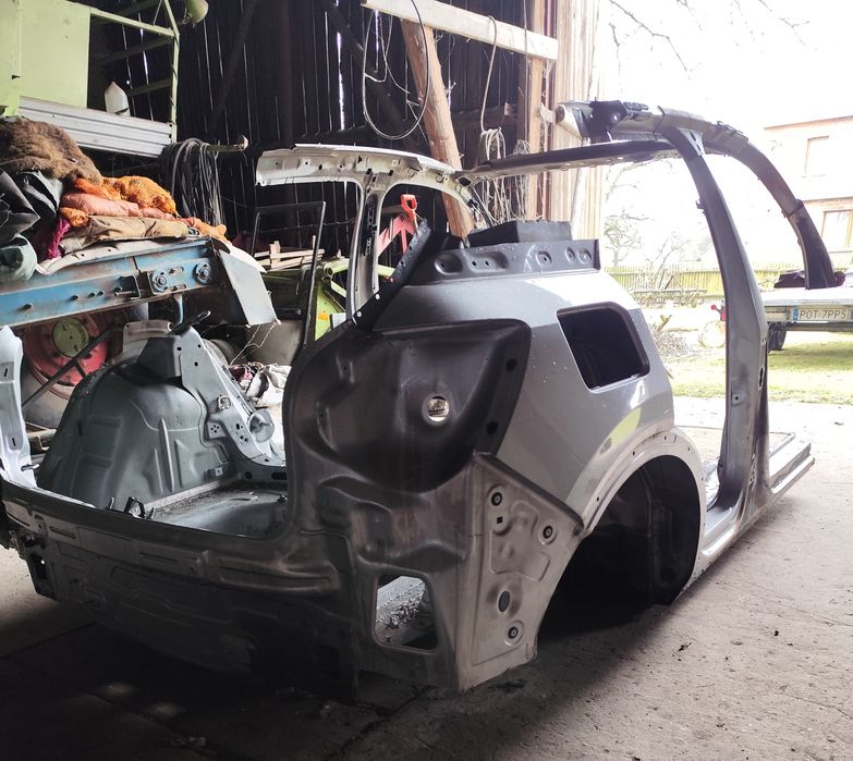 AUDI Q2 LZ7G karoseria  ćwiartka wanna próg