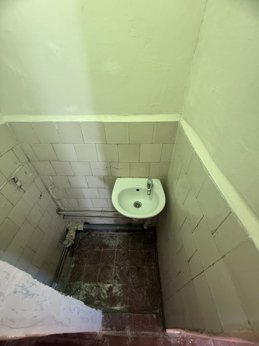 Здам  або продам .2 кім на Петрівці