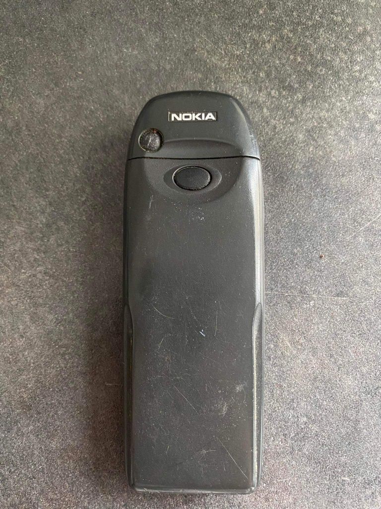 Nokia  6310  telefon