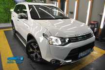 Mitsubishi Outlander ACC/LDW/Szyberdach/El.Klapa/Skóra/ASO/Bezwypadkowy/Biała_Perła/2015R.
