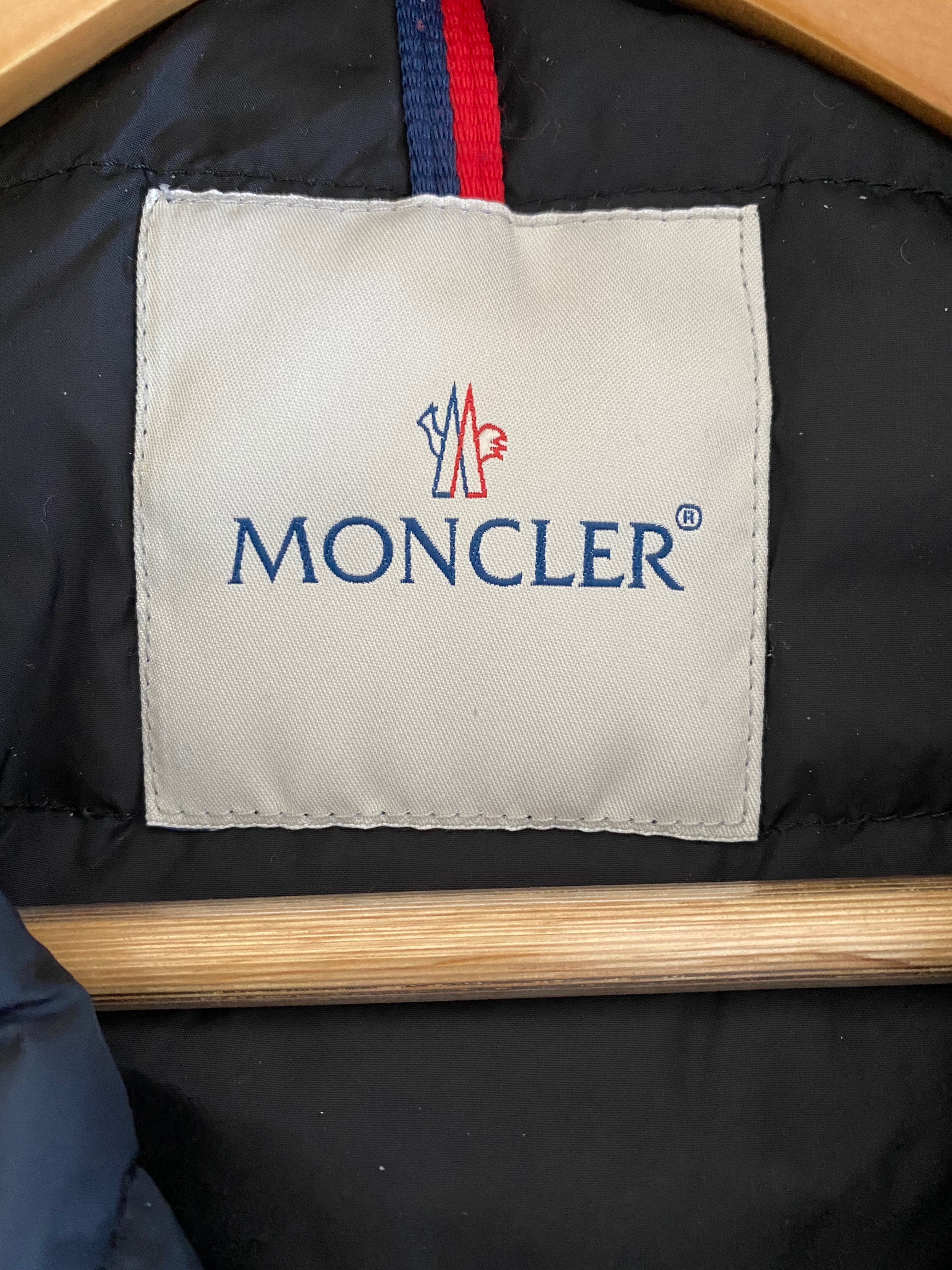 Kurtka Moncler xs (0)