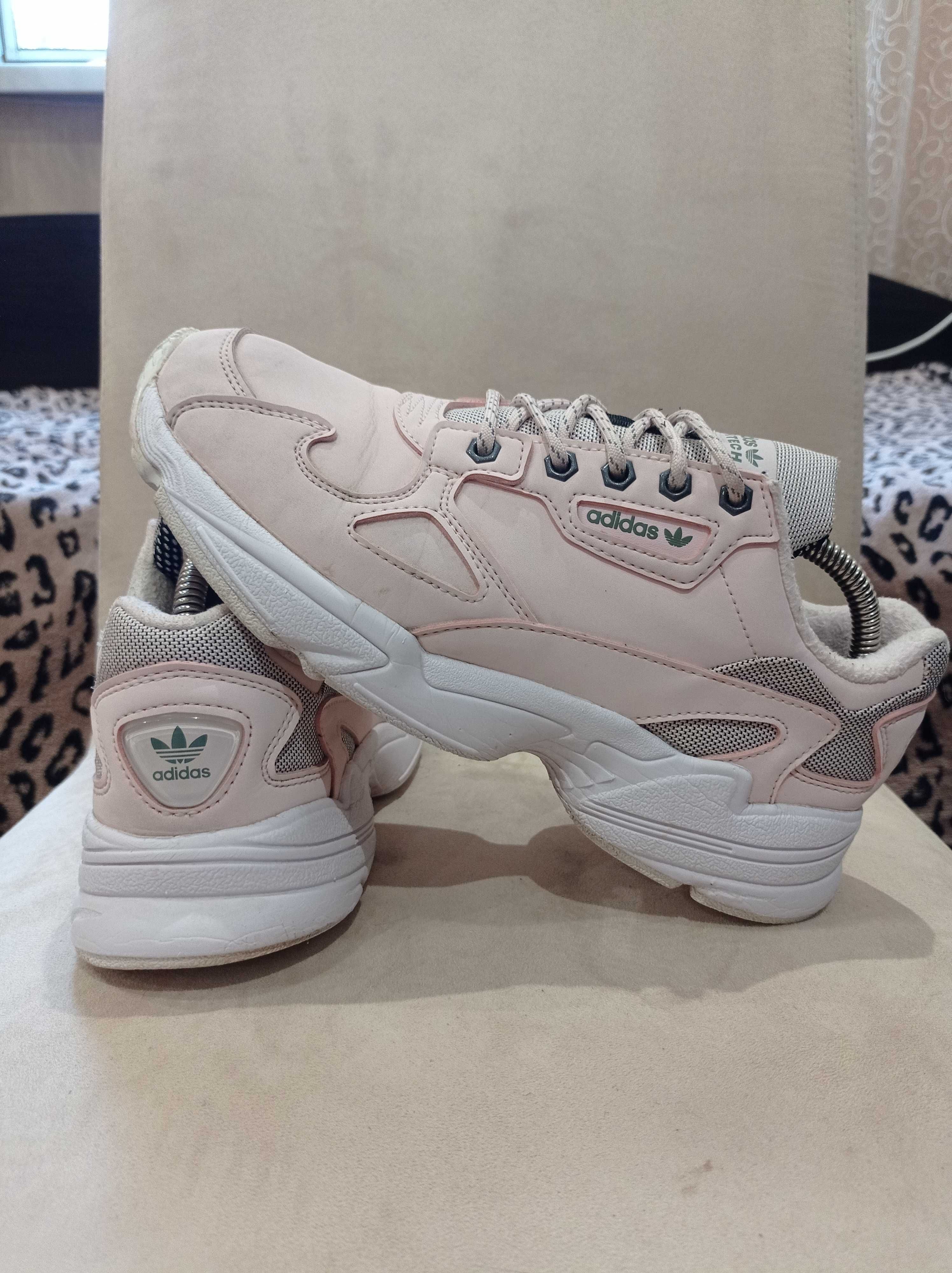 Adidas Original Falcon ADITECH р40/25см, оригінальні кросівки