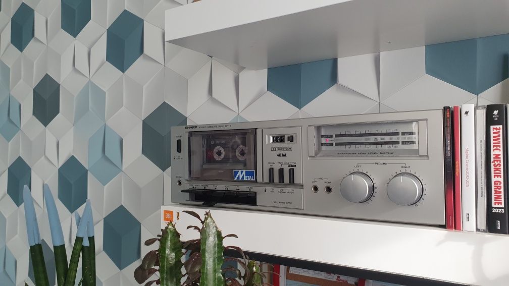Magnetofon kasetowy Sharp rt-10