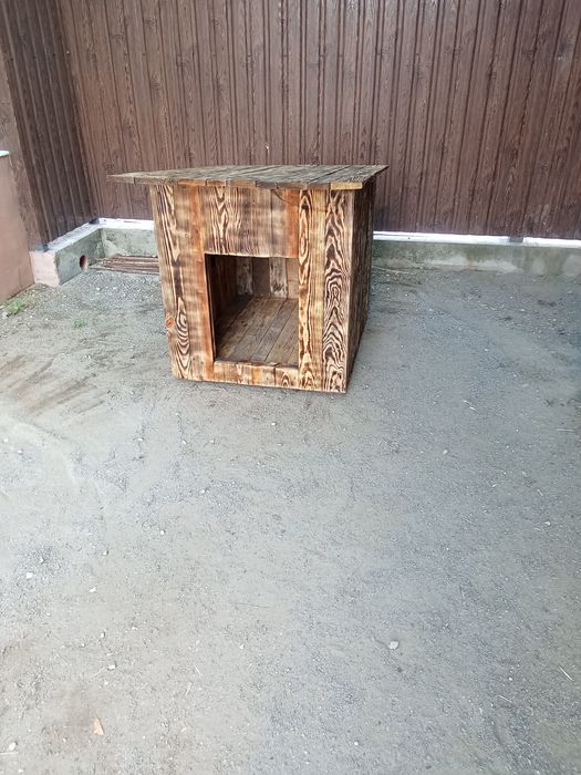 Будка для собак.