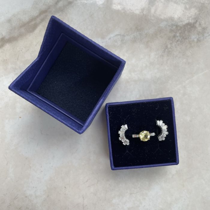 Anel Swarovski Cristais Amarelo Triplo Três aneis Biju Sunshine T55