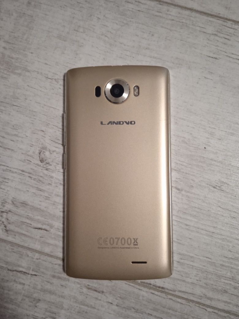 Smartfon nowy Landvo gold