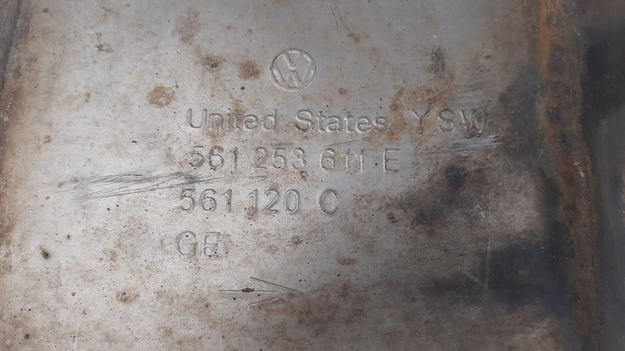 Глушник вихлопна система vw ag 561253181BA  561253611E 561253411D