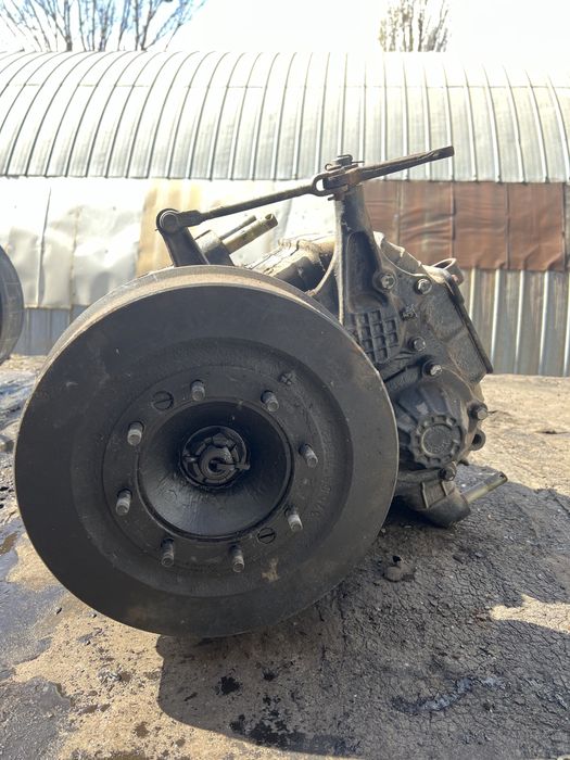 Роздавальна коробка (роздатка) Урал