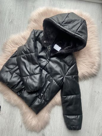 Куртка Zara,размер 9 лет,рост 134 см,700 грн.