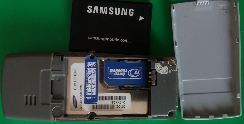 Телефон CDMA Samsung SCH-S219