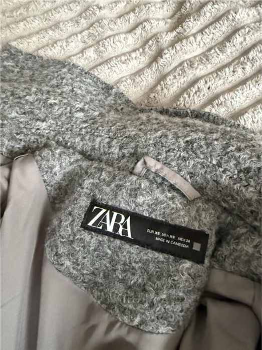 Бомбер сірий ZARA