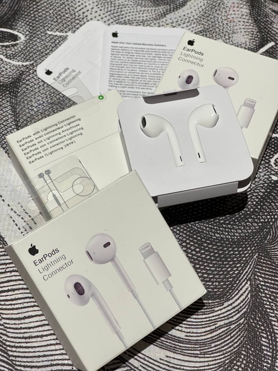 Наушники Original Apple EarPods with Lightning Connector