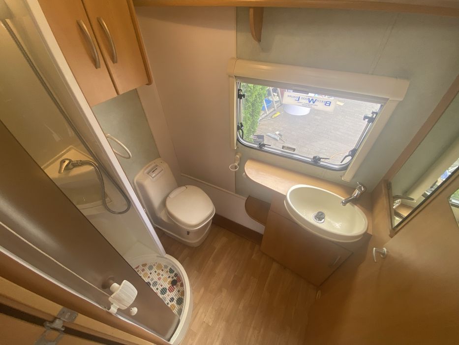 Swift charisma 2007 4 osob dmc 1330