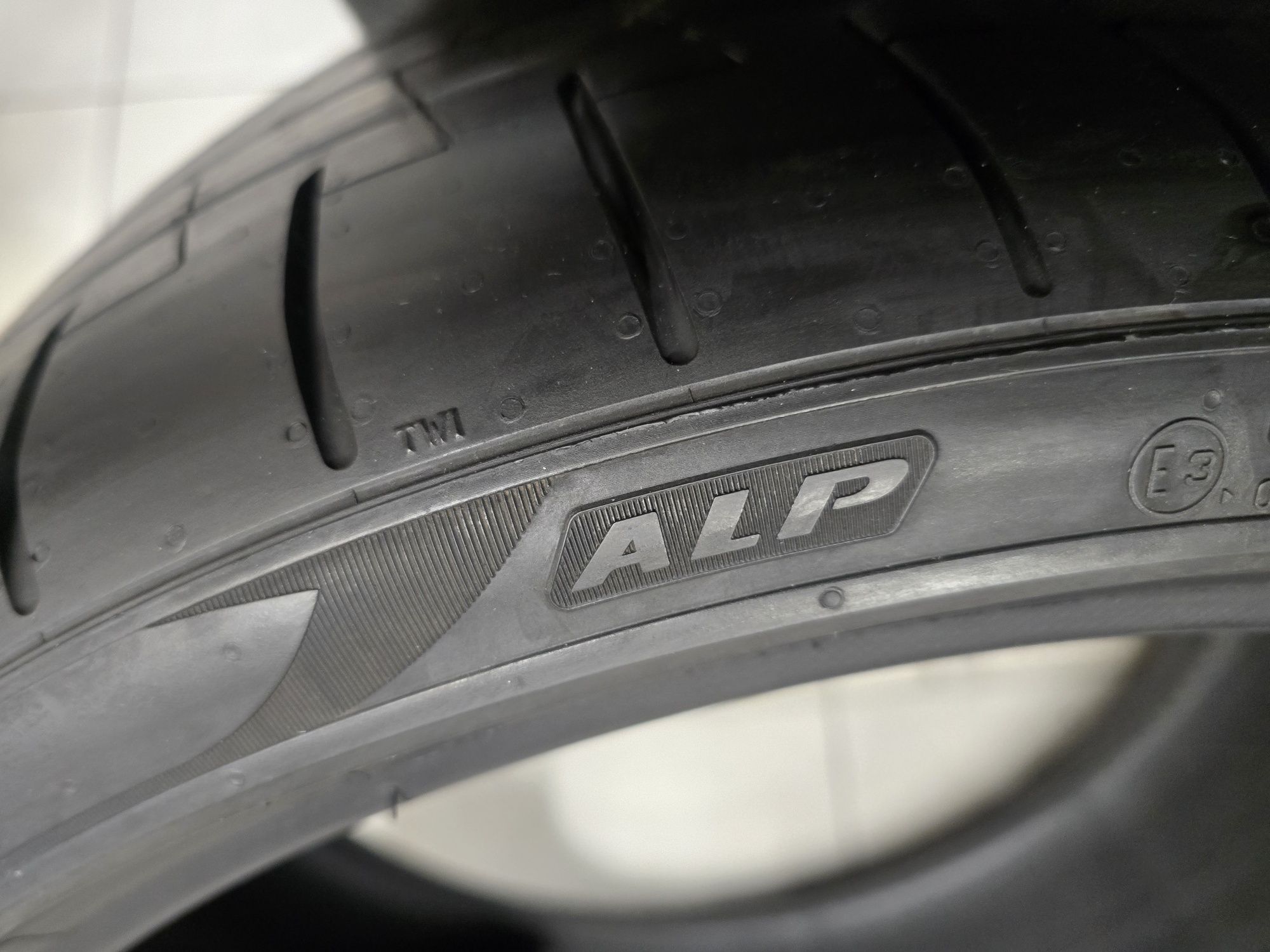 285/30/20 Pirelli p zero ALP prawie nowe Demo 21r. Para
