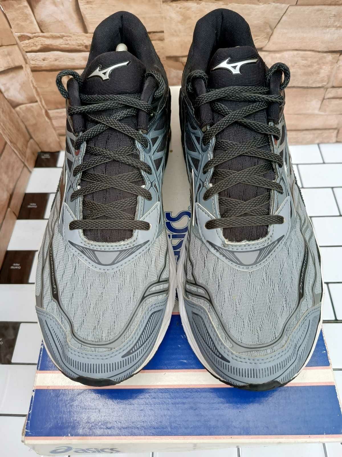 Кросівки Mizuno Wave (46р.30 см)