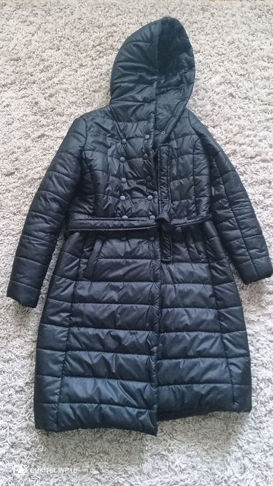 Жіноче демісезонне пальто