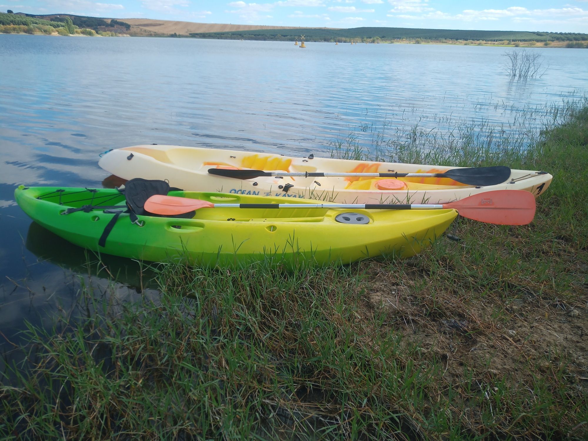 Vendo estes dois kayak's, juntos ou em separado.