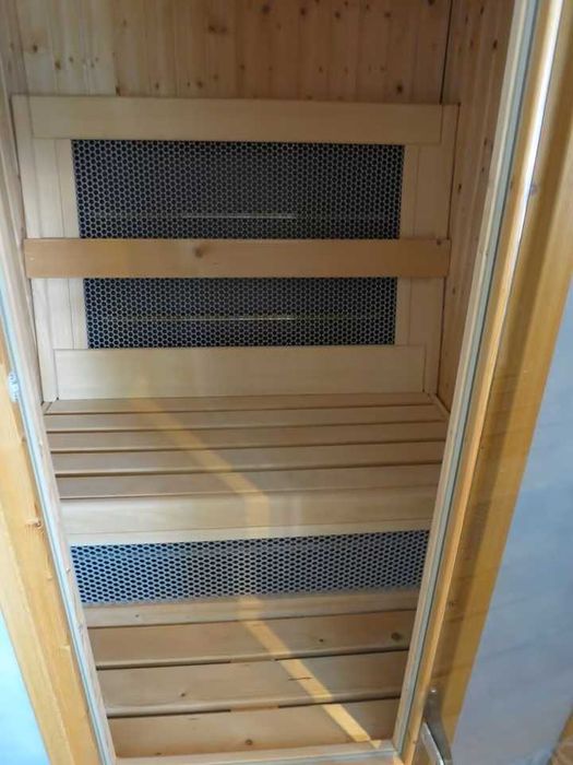 Sauna kabina grzewcza na podczerwień IR-C3  2os 2400 W