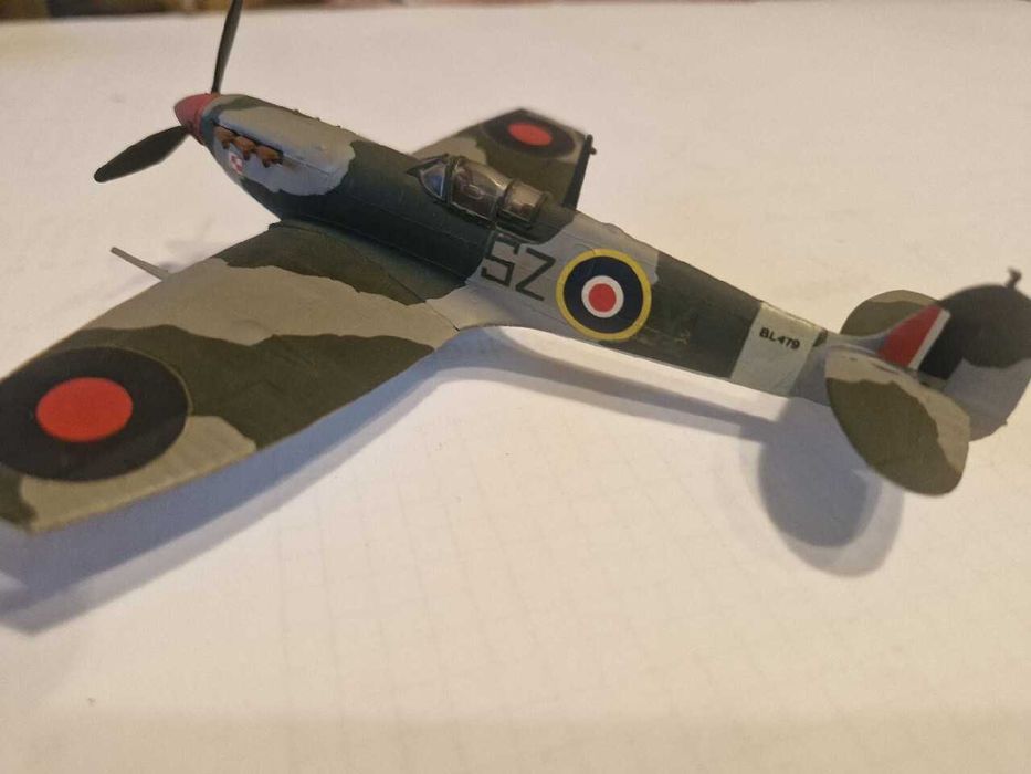 model samolotu myśliwskiego Supermarine Spitfire Mk Vb.