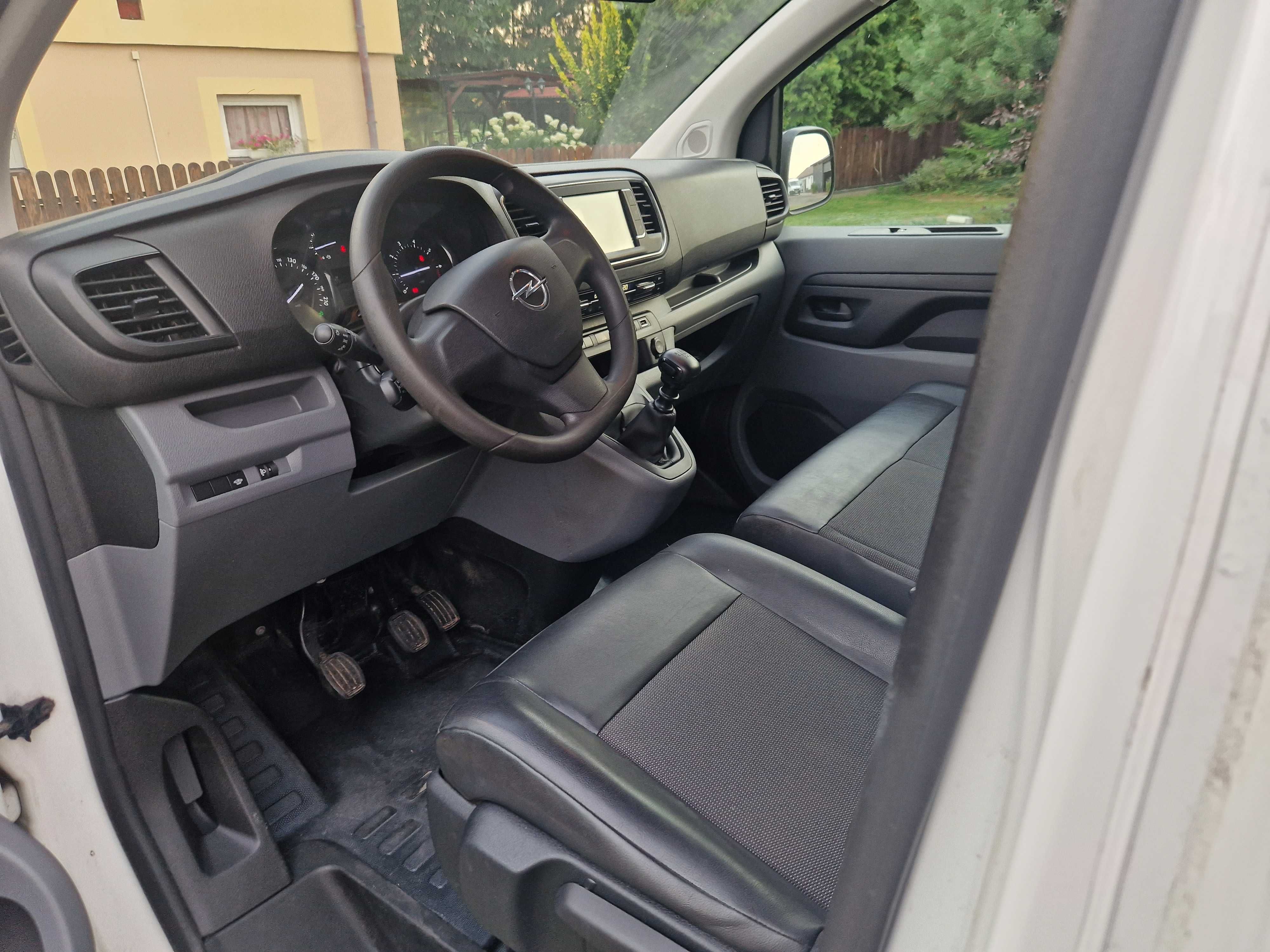 Opel vivaro 2019 1,5cdti 120KM