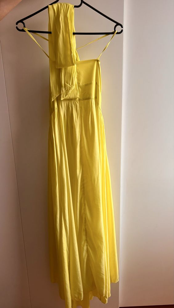 Neonowa wakacyjna sukienka maxi boho na lato