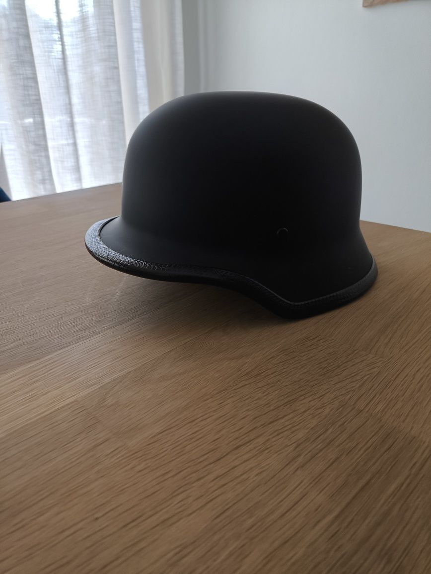 Capacete tipo Alemão