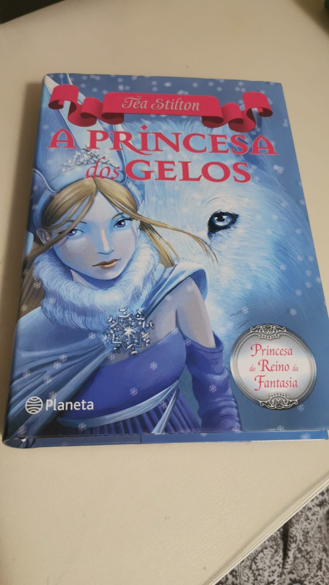 Livro "A princesa dos gelos"