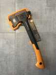 Сокира-колун Fiskars X18