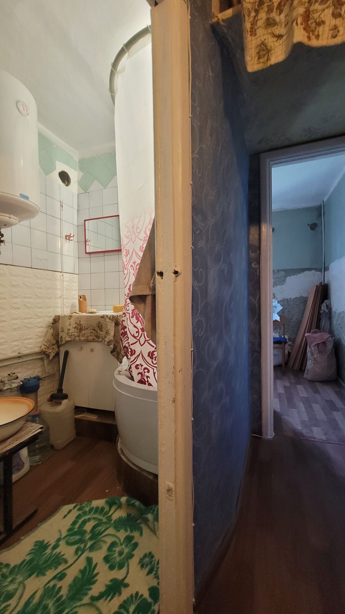 Продам 2-во кімнатну.