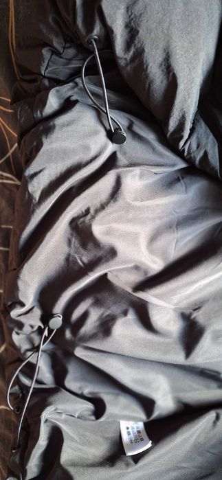 Продам зимнюю куртку Bershka