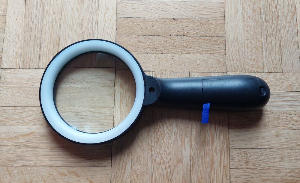 Lupa podświetlana 10x