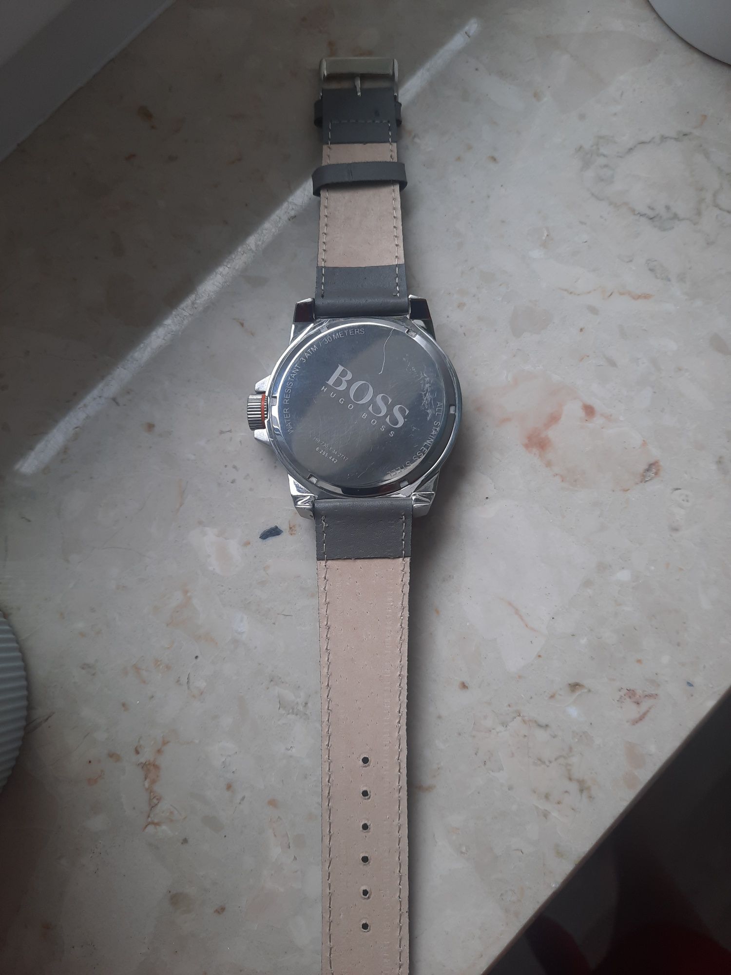 Fajny Zegarek Hugo  Boss unisex nowa bateria listopad 2024
