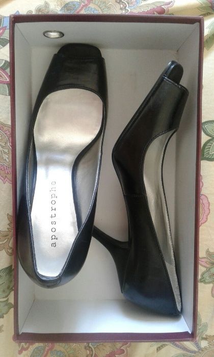 туфли женские,черные,новые,элегантные,привезены из США