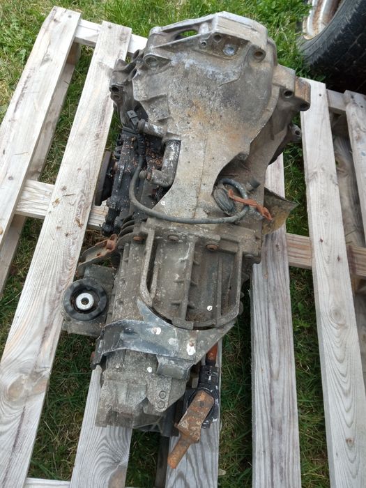 Audi 80 b4 2.0 90 km skrzynia biegów