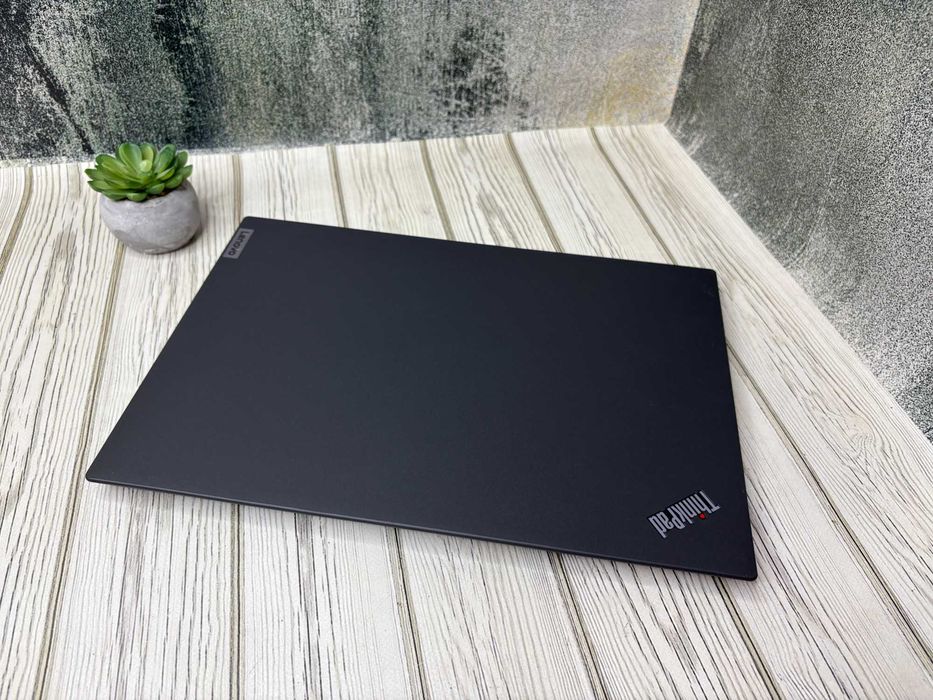 Lenovo ThinkPad T14s Gen 2| 14" Full HD|i5-1145G7|16GB RAM| 256GB SSD