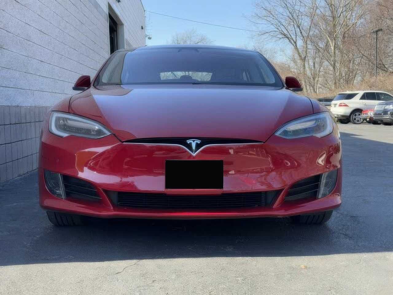 2017 Tesla Model S 90D