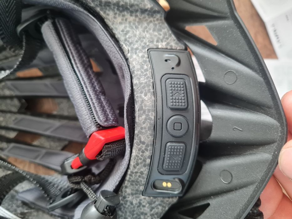 Livall Smart Kask MTB MT1 Neo Intercom/LED/SOS/BT r. 54-58cm czarny