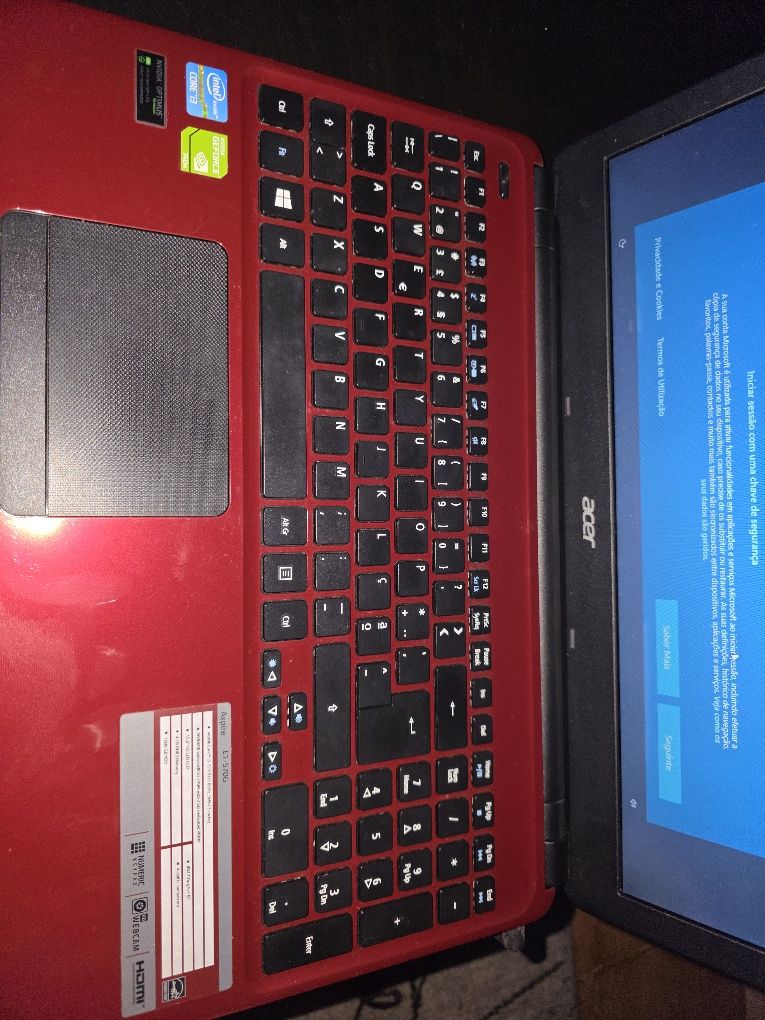 Portátil acer E1-570G