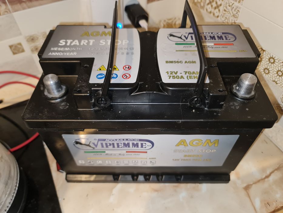 Продам новый аккумулятор АГМ 80ah и 75 и инвертер 3500квт