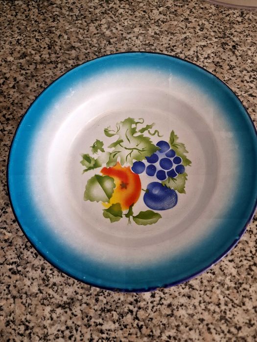 Pratos antigos, 5€ cada