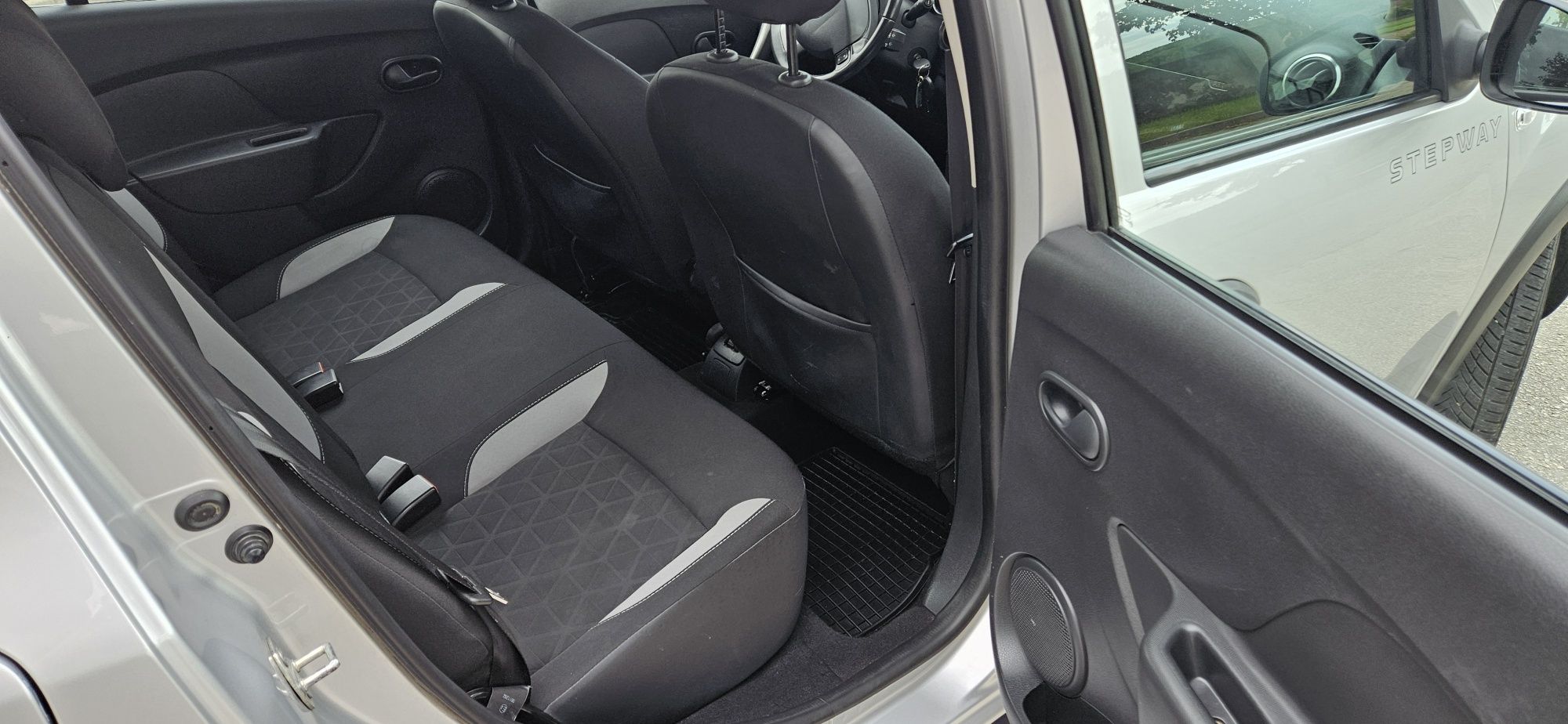DACIA SANDERO STEPWEY 2015 R 1.0 TCE.klima.Automat.Zamiana