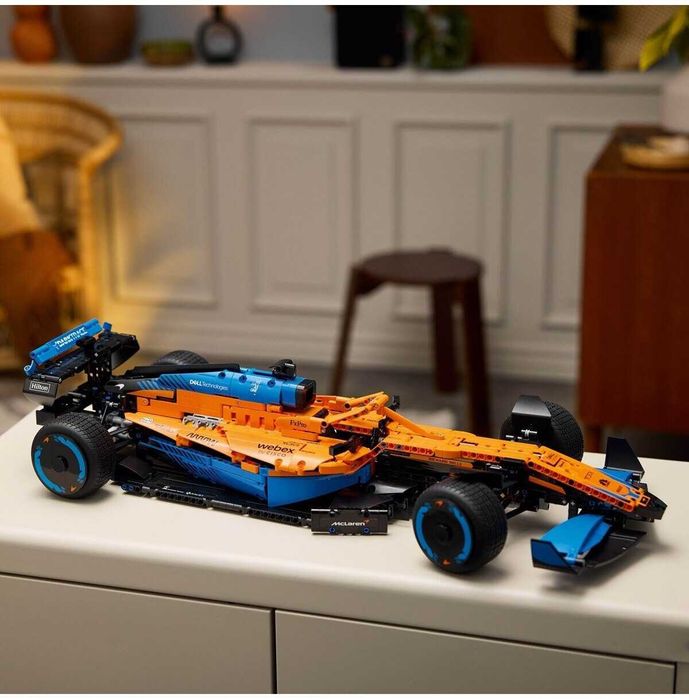Конструктор LEGO Technic McLaren Formula 1 (42141)