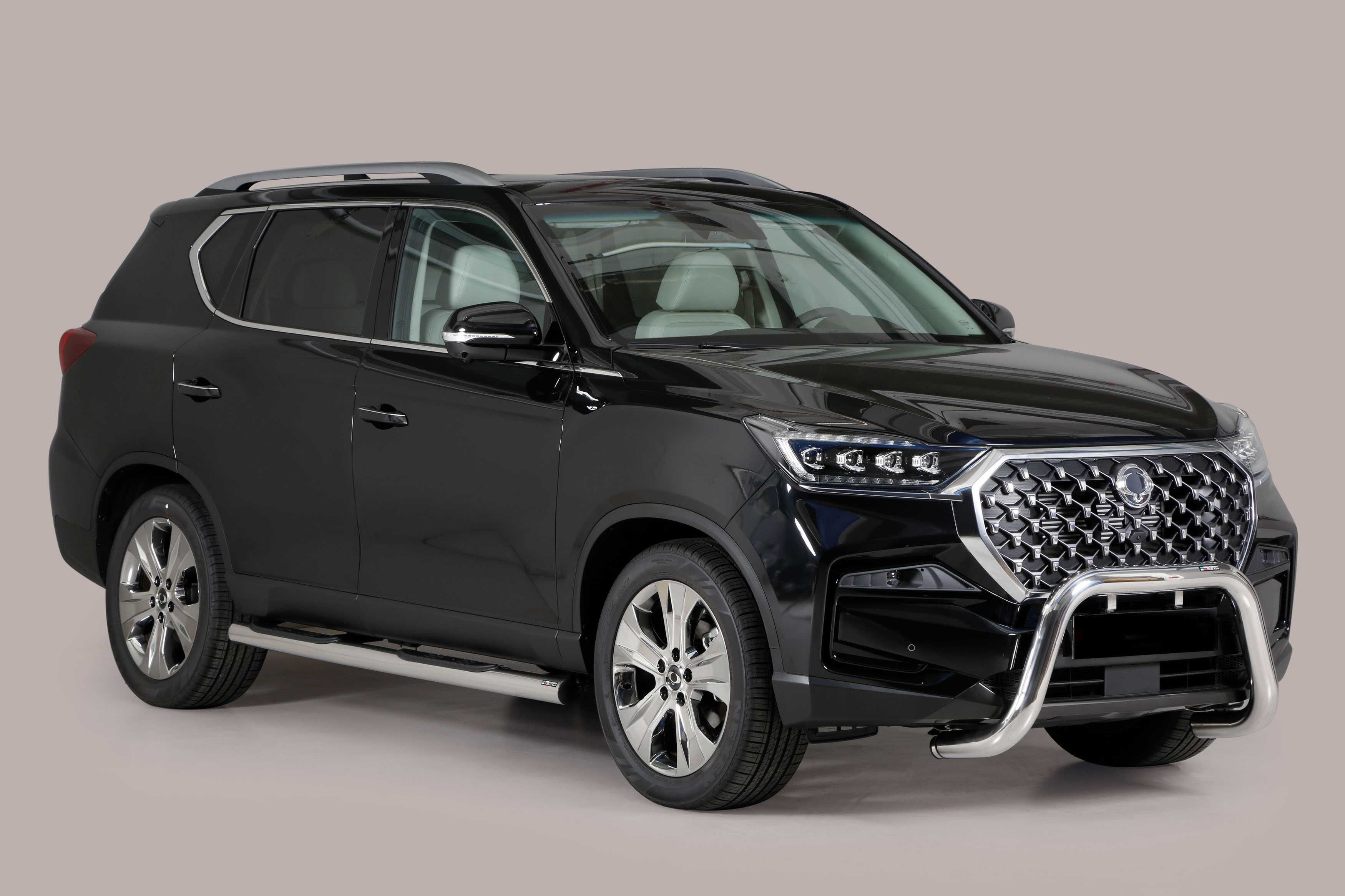 SSANGYONG REXTON 2023 Orurowanie Boczne