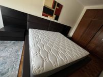 Cama king Size com Cabeceira em Braga