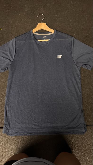Blusa Esportiva New Balance Masculina Tamanho M